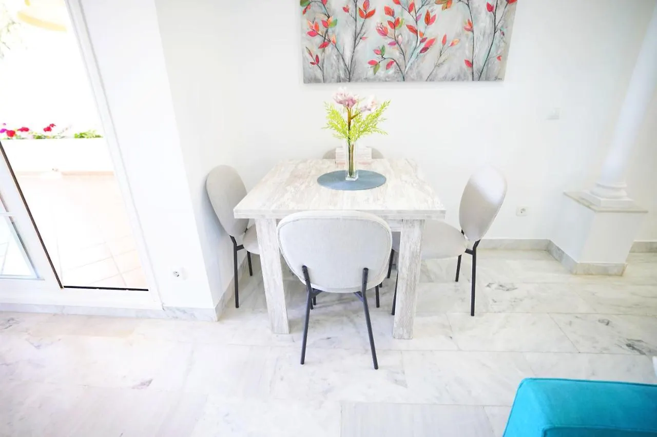 Sunrise Apartment With Sea View Marbella