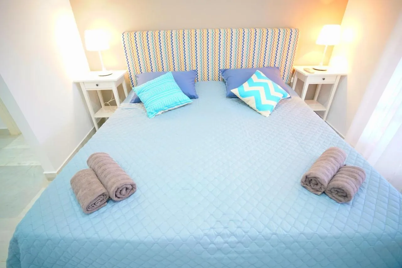 Sunrise Apartment With Sea View Marbella Spain